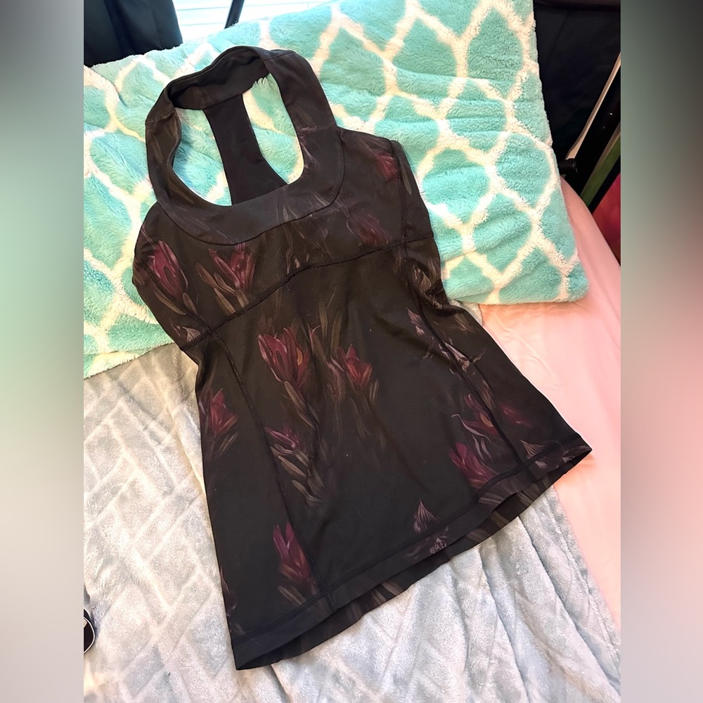 Lululemon Tank - painted flowers sz 6